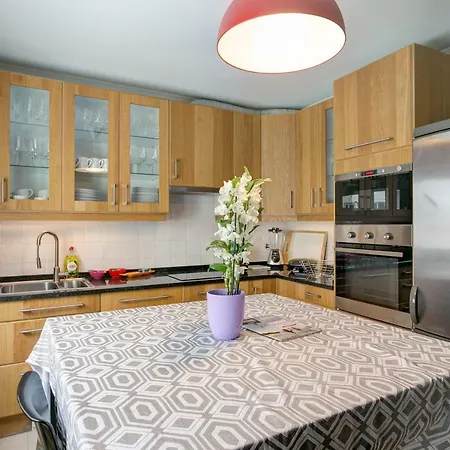 Luxurious Rato Apartment *